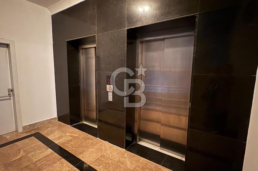 ALEKSANDER DUBÇEK CADDESİ TERASLI SATILIK 2+1 DAİRE