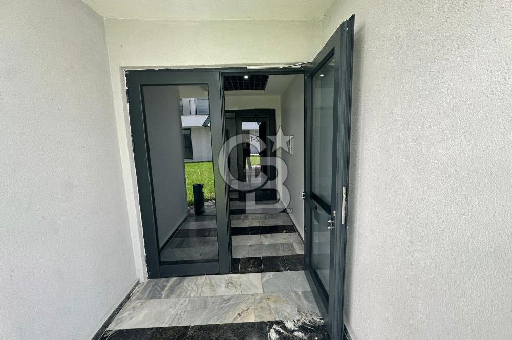 İZMİT YEŞİLOVA YELKENT ALFA'DA 1+1 HAVUZLU KİRALIK REZİDANS