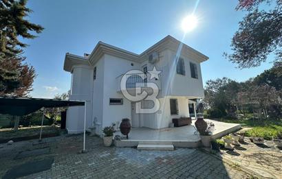 Denize 100m Özel Havuzlu 920m2 Arsada Şömineli Satılık 4+1 Villa