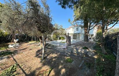 Denize 100m Özel Havuzlu 920m2 Arsada Şömineli Satılık 4+1 Villa