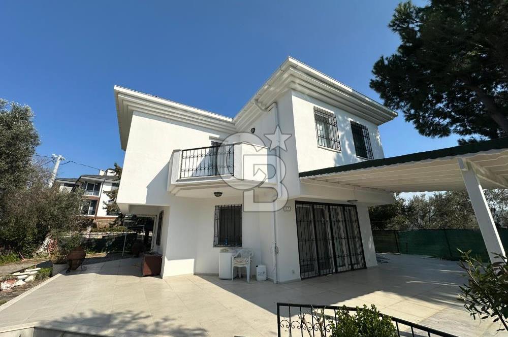 Denize 100m Özel Havuzlu 920m2 Arsada Şömineli Satılık 4+1 Villa