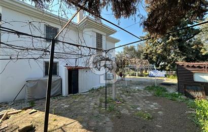 Denize 100m Özel Havuzlu 920m2 Arsada Şömineli Satılık 4+1 Villa