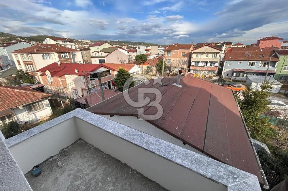 DERİNCE ESENTEPE SATILIK 4+1 ÇATI DUBLEKS DAİRE