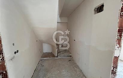 DERİNCE ESENTEPE SATILIK 4+1 ÇATI DUBLEKS DAİRE