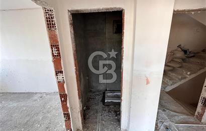 DERİNCE ESENTEPE SATILIK 4+1 ÇATI DUBLEKS DAİRE