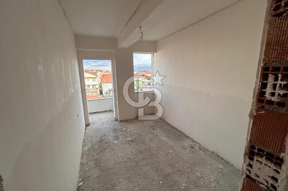 DERİNCE ESENTEPE SATILIK 4+1 ÇATI DUBLEKS DAİRE