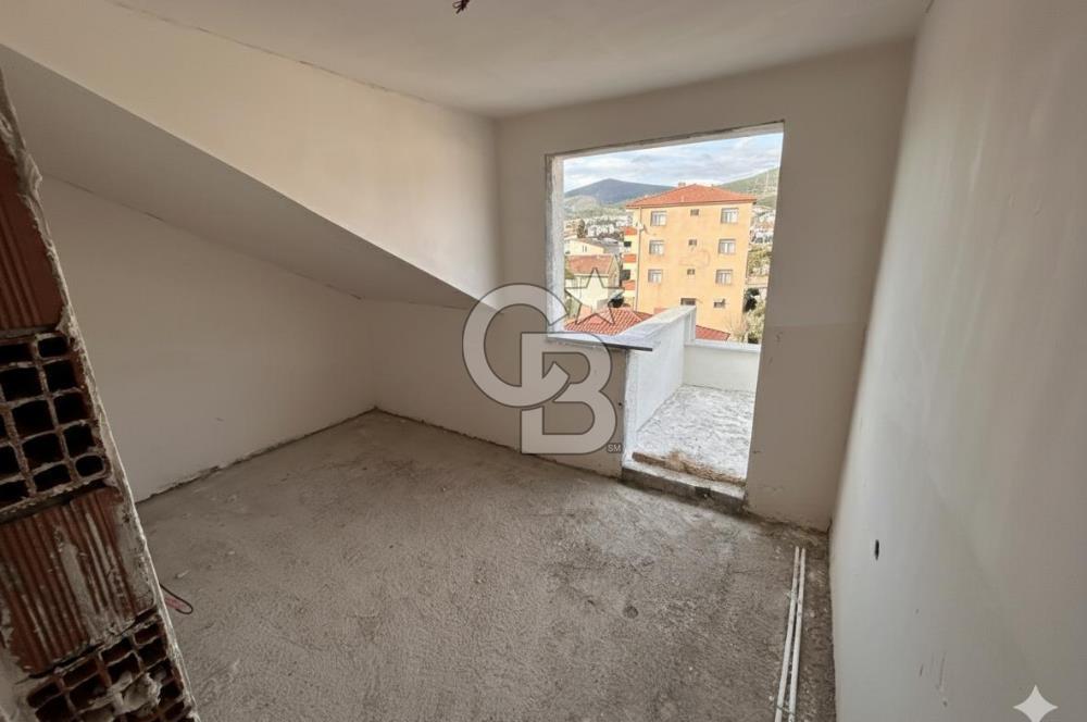 DERİNCE ESENTEPE 3+1 BAHÇE DUBLEKS DAİRE