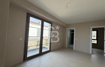 ÇANAKKALE MERKEZ ÇINARLI FULL BOĞAZ MANZARALI SATILIK 4+1 VİLLA