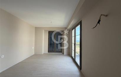 ÇANAKKALE MERKEZ ÇINARLI FULL BOĞAZ MANZARALI SATILIK 4+1 VİLLA