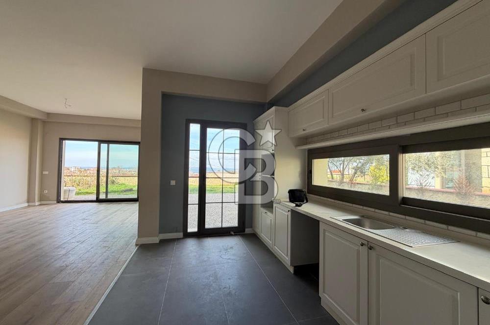 ÇANAKKALE MERKEZ ÇINARLI FULL BOĞAZ MANZARALI SATILIK 4+1 VİLLA