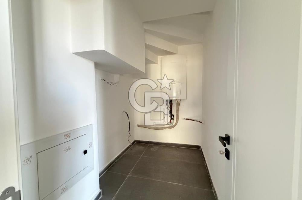 ÇANAKKALE MERKEZ ÇINARLI FULL BOĞAZ MANZARALI SATILIK 4+1 VİLLA