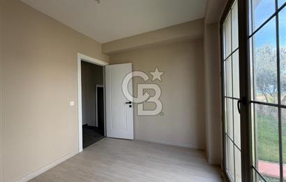 ÇANAKKALE MERKEZ ÇINARLI FULL BOĞAZ MANZARALI SATILIK 4+1 VİLLA