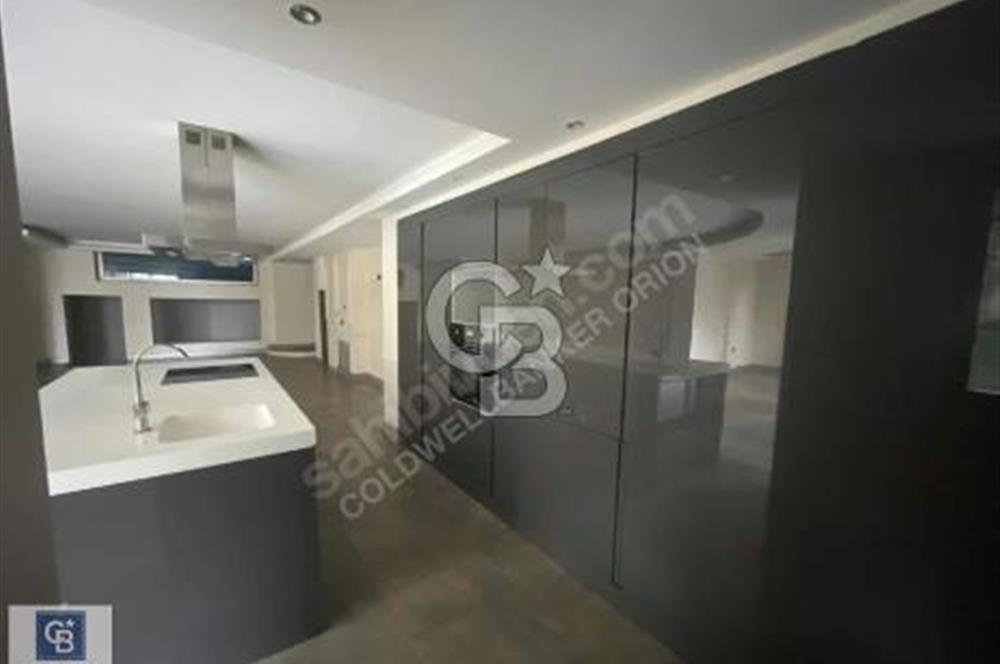 NARLIDERE DORUK LIFE SİTESİNDE HAVUZLU SAUNALI JAKUZİLİ TRİPLEKS