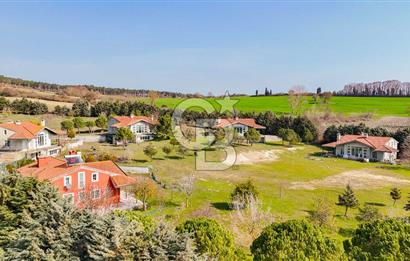 ÇATALCA ÖRCÜNLÜ’DE 39.000 m² YATIRIMLIK ARAZİ – VİLLA VE RESTAURANT TESİSLİ