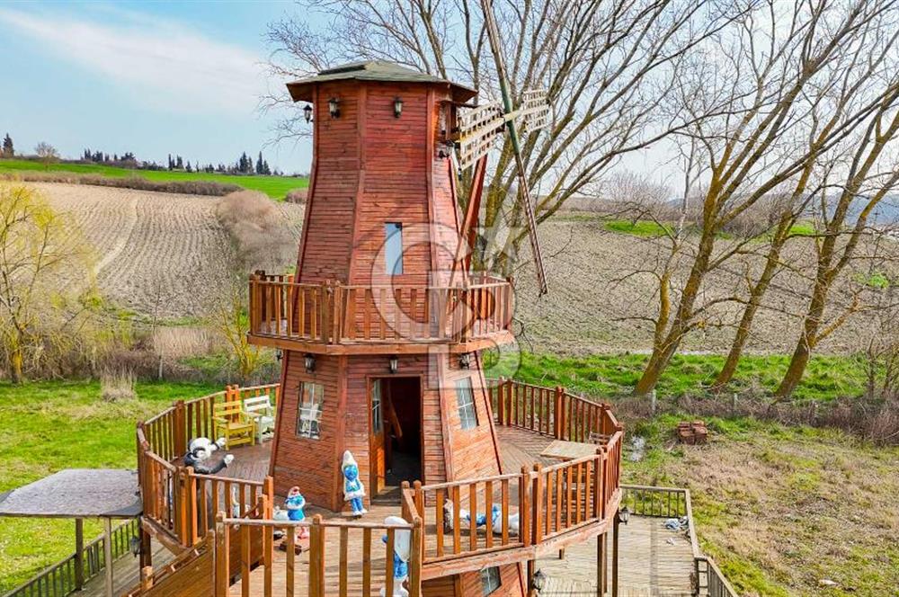 ÇATALCA ÖRCÜNLÜ’DE 39.000 m² YATIRIMLIK ARAZİ – VİLLA VE RESTAURANT TESİSLİ