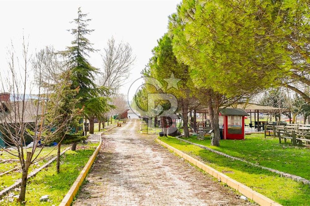 ÇATALCA ÖRCÜNLÜ’DE 39.000 m² YATIRIMLIK ARAZİ – VİLLA VE RESTAURANT TESİSLİ
