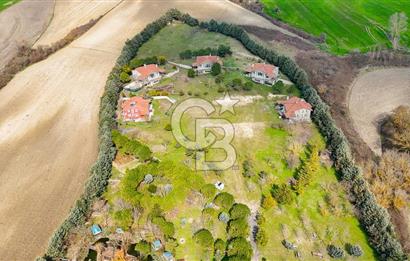 ÇATALCA ÖRCÜNLÜ’DE 39.000 m² YATIRIMLIK ARAZİ – VİLLA VE RESTAURANT TESİSLİ