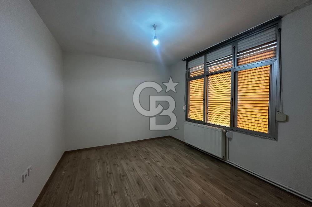 KARŞIYAKA TUNA MAHALLESİ’NDE YATIRIMLIK BOŞ 4+1 145m2 SATILIK DAİRE