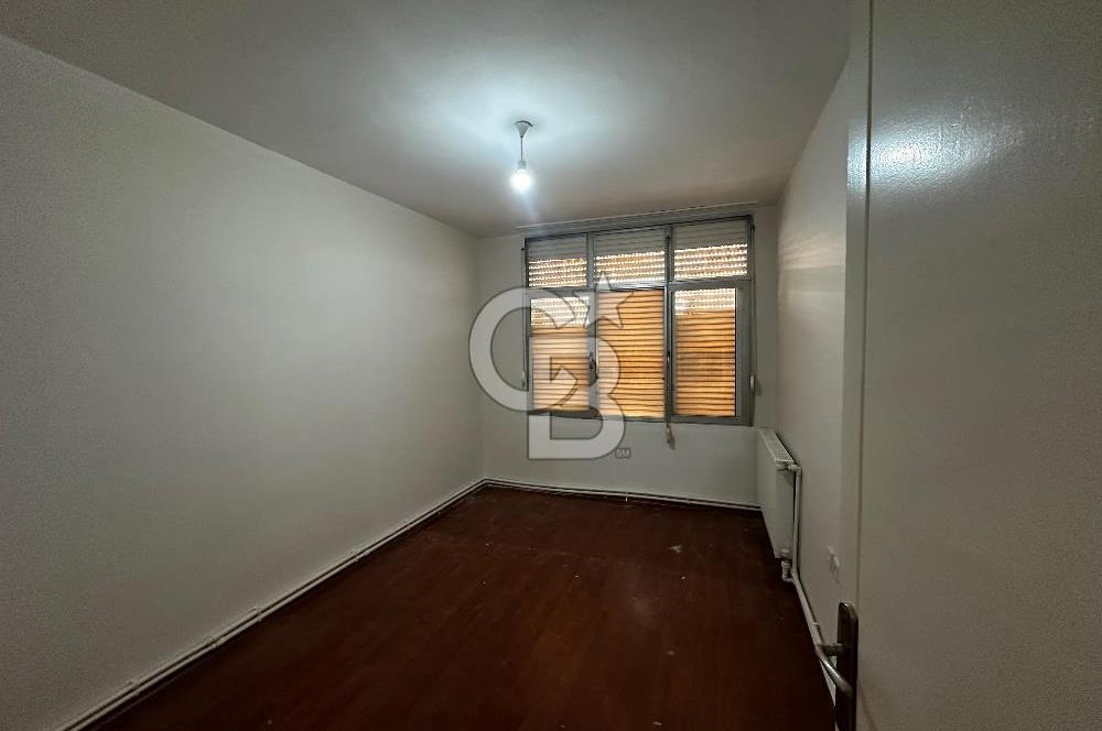 KARŞIYAKA TUNA MAHALLESİ’NDE YATIRIMLIK BOŞ 4+1 145m2 SATILIK DAİRE