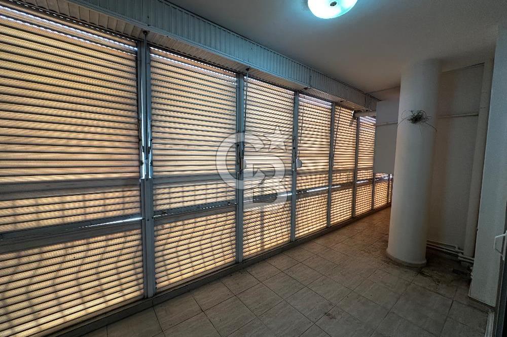 KARŞIYAKA TUNA MAHALLESİ’NDE YATIRIMLIK BOŞ 4+1 145m2 SATILIK DAİRE