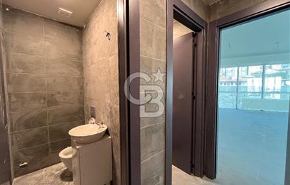 SERTAN DEDE PENDİK ANKARA CADDESİNDE PLAZADA KİRALIK BÜRO OFİS