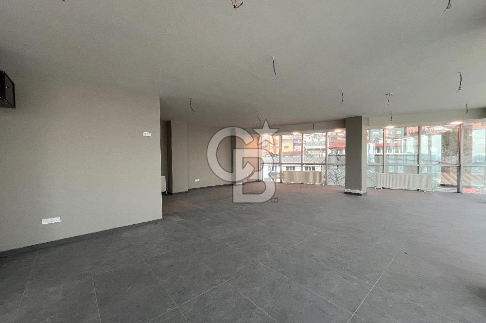 SERTAN DEDE PENDİK ANKARA CADDESİNDE PLAZADA KİRALIK BÜRO OFİS