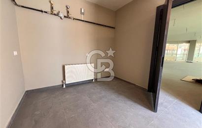 SERTAN DEDE PENDİK ANKARA CADDESİNDE PLAZADA KİRALIK BÜRO OFİS