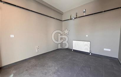 SERTAN DEDE PENDİK ANKARA CADDESİNDE PLAZADA KİRALIK BÜRO OFİS