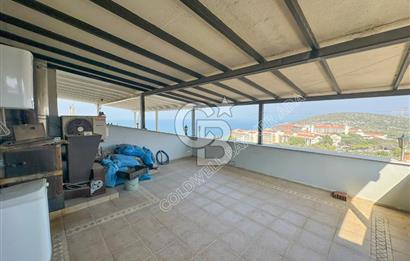 Kuşadası Bayraklıdede Efe Konakları'nda Kesintisiz Deniz Manzaralı Tripleks Villa