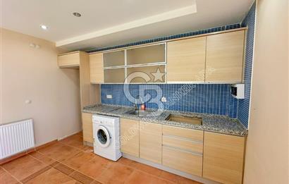 Kuşadası Bayraklıdede Efe Konakları'nda Kesintisiz Deniz Manzaralı Tripleks Villa