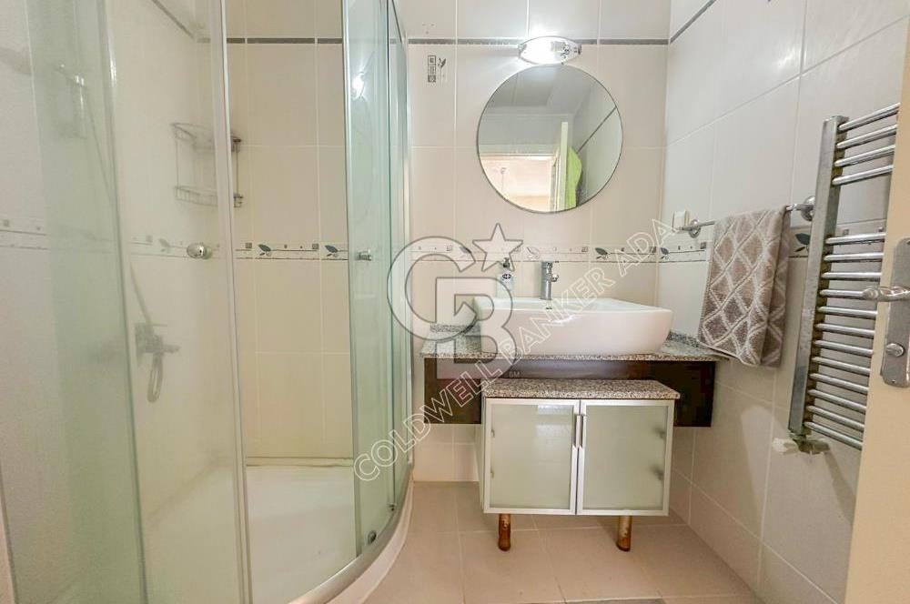 Kuşadası Bayraklıdede Efe Konakları'nda Kesintisiz Deniz Manzaralı Tripleks Villa