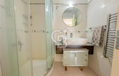 Kuşadası Bayraklıdede Efe Konakları'nda Kesintisiz Deniz Manzaralı Tripleks Villa