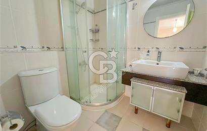 Kuşadası Bayraklıdede Efe Konakları'nda Kesintisiz Deniz Manzaralı Tripleks Villa