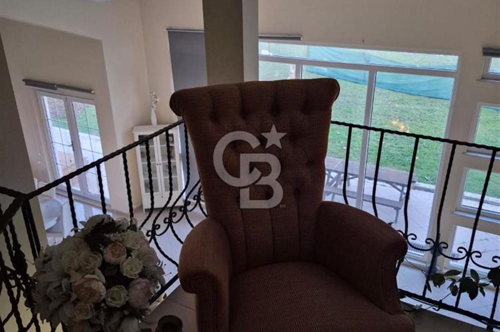 Çatalca Örcünlü'de 5164 m² Yatırımlık Arsa: Villa ve Restaurantlı