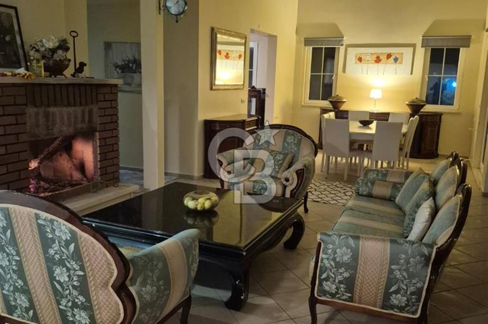 Çatalca Örcünlü'de 5164 m² Yatırımlık Arsa: Villa ve Restaurantlı