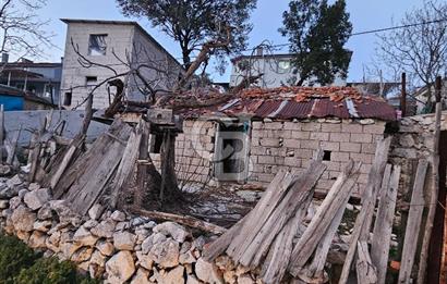 🌿 Doğa İçinde! Sarnıç’ta Tadilatlık Müstakil Ev – Akbük Koyu Yakını
