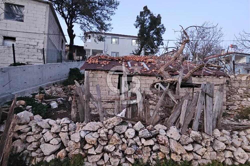 🌿 Doğa İçinde! Sarnıç’ta Tadilatlık Müstakil Ev – Akbük Koyu Yakını