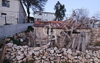 🌿 Doğa İçinde! Sarnıç’ta Tadilatlık Müstakil Ev – Akbük Koyu Yakını