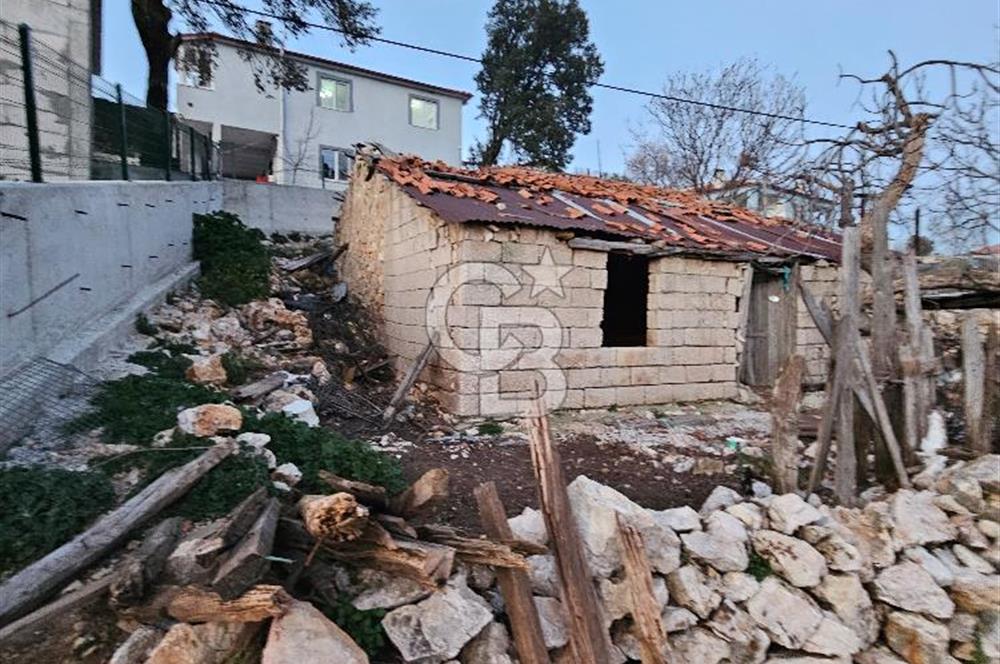 🌿 Doğa İçinde! Sarnıç’ta Tadilatlık Müstakil Ev – Akbük Koyu Yakını