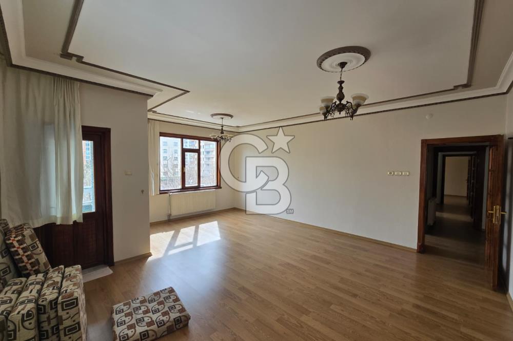 COLDWELL BANKER'DAN SELÇUKLUDA HARİKA KONUMLU 3+1 KİRALIK DAİRE