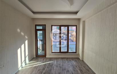 COLDWELL BANKER'DAN SELÇUKLUDA MERKEZİ KONUMLU 3+1 SATILIK DAİRE