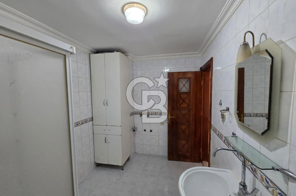 COLDWELL BANKER'DAN SELÇUKLUDA HARİKA KONUMLU 3+1 KİRALIK DAİRE