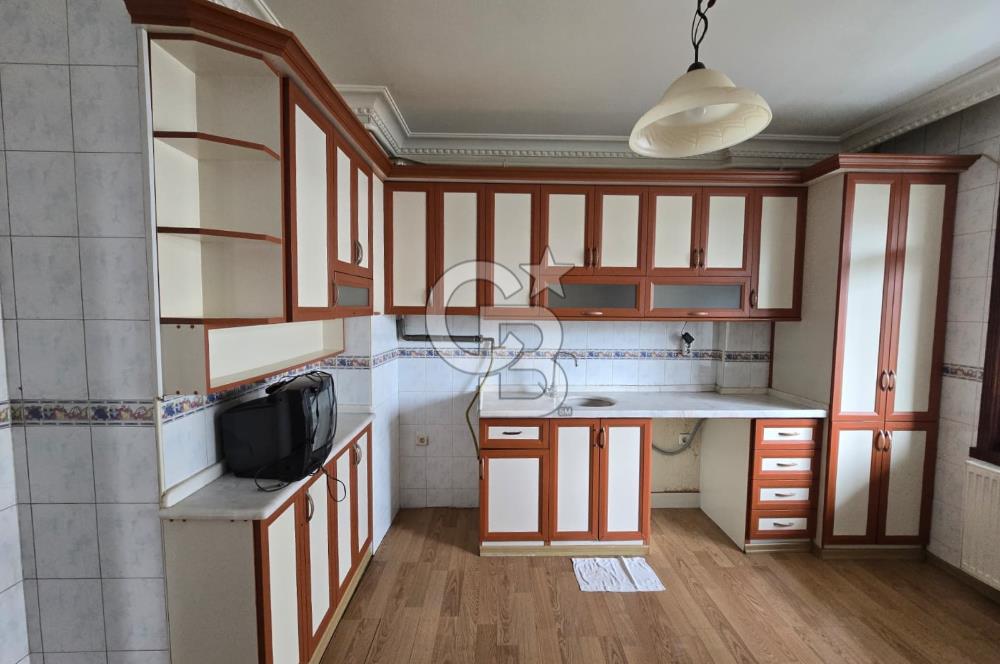 COLDWELL BANKER'DAN SELÇUKLUDA HARİKA KONUMLU 3+1 KİRALIK DAİRE