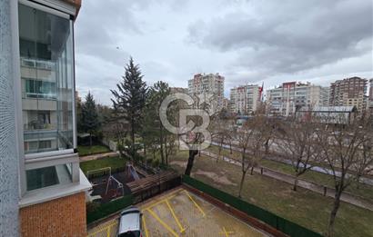 COLDWELL BANKER'DAN SELÇUKLUDA HARİKA KONUMLU 3+1 KİRALIK DAİRE