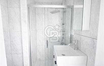 KABATAŞ, SETÜSTÜ'NDE DENİZ ,BOĞAZ ,YARIMADA MANZARALI 4+1 OFİS