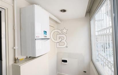 KABATAŞ, SETÜSTÜ'NDE DENİZ ,BOĞAZ ,YARIMADA MANZARALI 4+1 OFİS