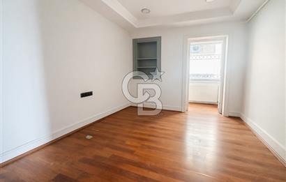 KABATAŞ, SETÜSTÜ'NDE DENİZ ,BOĞAZ ,YARIMADA MANZARALI 4+1 OFİS