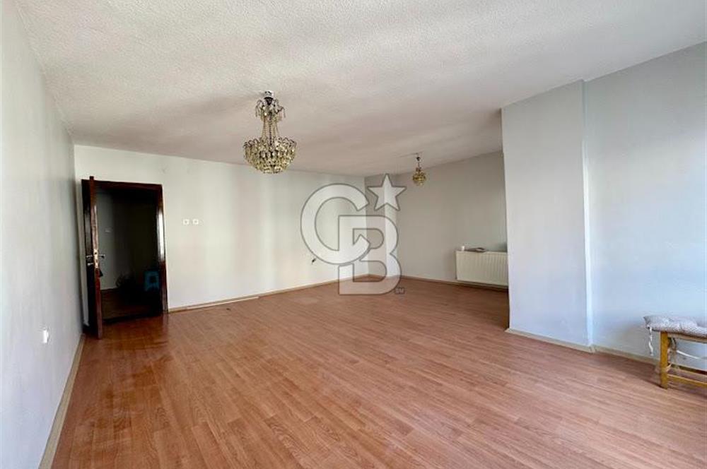 AYRANCI REFİK BELENDİR SOKAK'TA TEMİZ KATTA KİRALIK 3+1 DAİRE