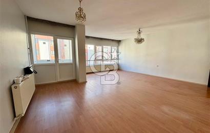 AYRANCI REFİK BELENDİR SOKAK'TA TEMİZ KATTA KİRALIK 3+1 DAİRE