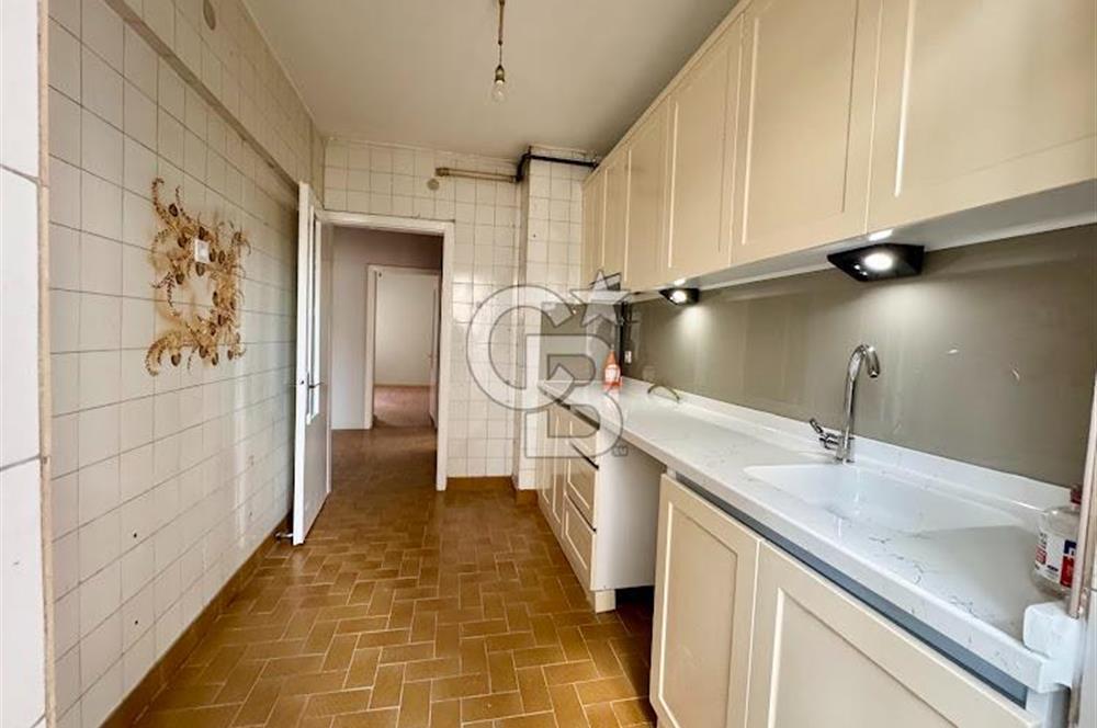 AYRANCI REFİK BELENDİR SOKAK'TA TEMİZ KATTA KİRALIK 3+1 DAİRE